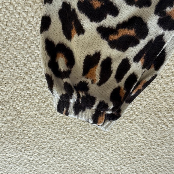 SO Intimates Leopard Pajama Set - Picture 7 of 8